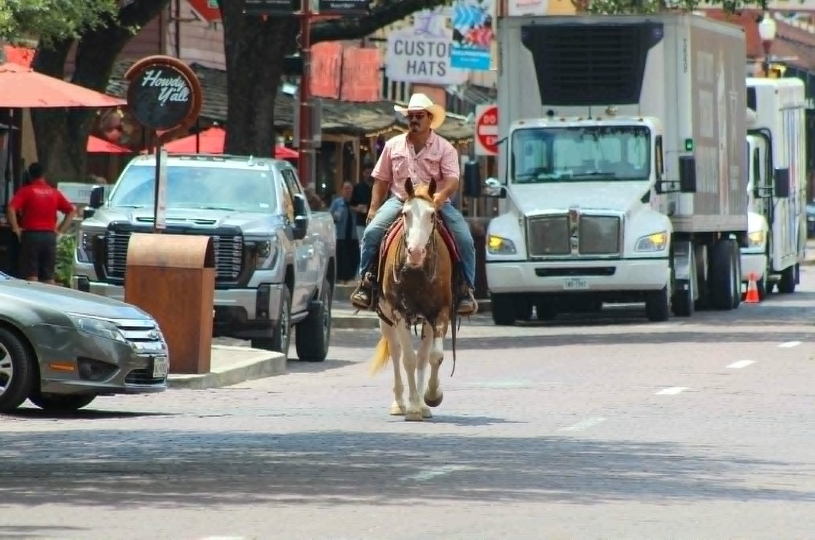 cadillac cadillac